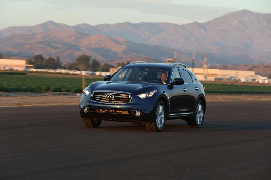  Infiniti QX70 2015 года  (фото 5 из 5)